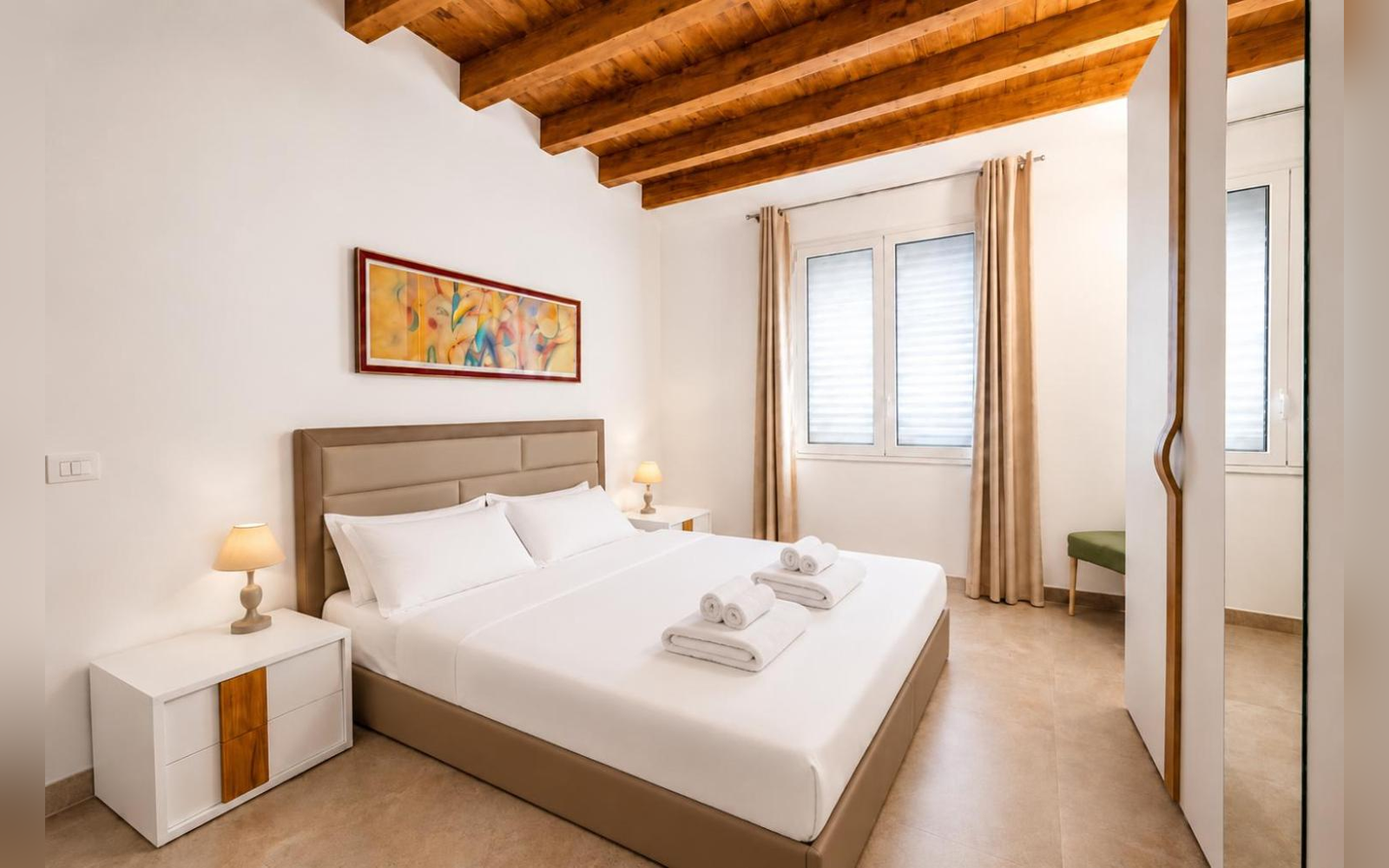 Le Residenze dell'Alloro — 7 appartamenti nel centro storico di Palermo, 